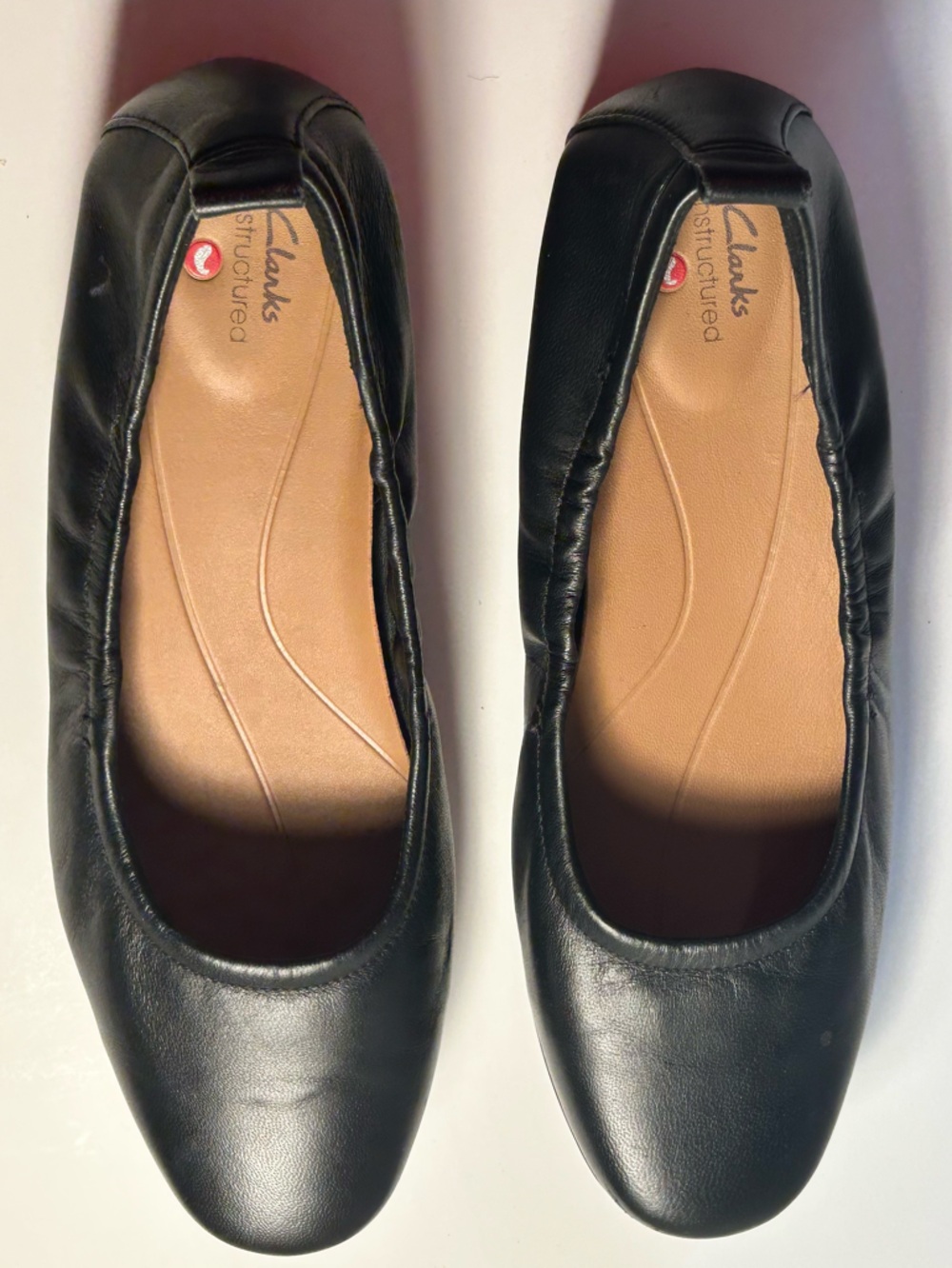 Clarks Unstructured Black Leather Women's Slip-On Ballet Flats Size 9